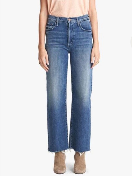 MOTHER Denim - MOTHER The Rambler Ankle Fray in Groovin Medium Blue High-Rise Jeans